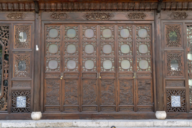 中式建筑雕花门 门