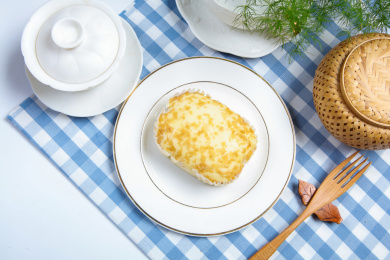 营养美味早餐点心牛奶燕麦蛋糕