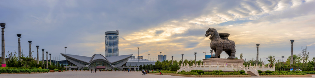 中国河北省沧州市狮城公园日暮全景