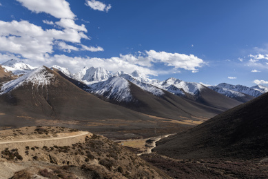 中国四川省甘孜州康定市贡嘎乡雅哈垭口