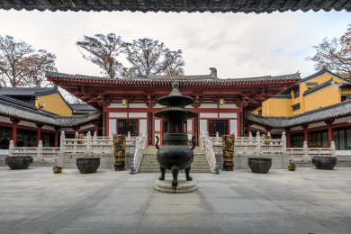 中国江苏省南京市灵谷寺庙宇香炉