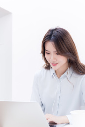 中国商务人像室外移动办公