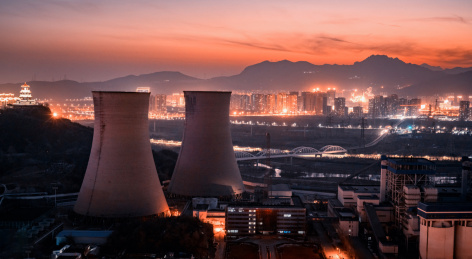 北京首钢园重工业烟筒俯瞰