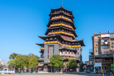 江西省景德镇市昌河边的昌南阁