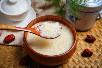 传统特色美食小吃酒酿甜白酒