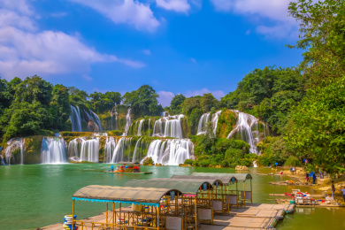 广西德天瀑布景观