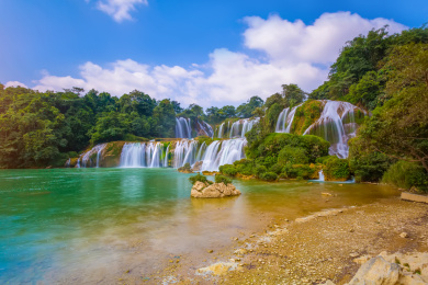 广西德天瀑布景观