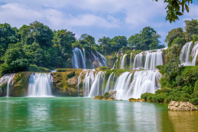 广西德天瀑布景观