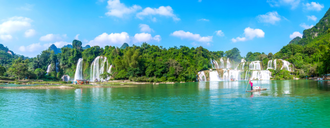 广西德天瀑布景观