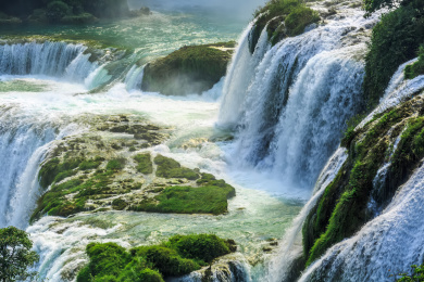 广西德天瀑布景观