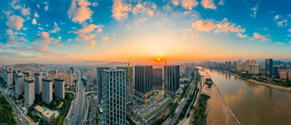 中国福建省福州市海峡金融街cbd与江南cbd的城市风光