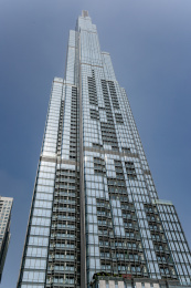 越南胡志明市地标塔81建筑风光