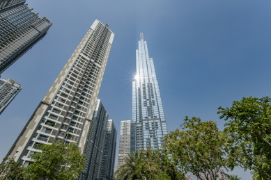 越南胡志明市地标塔81建筑风光