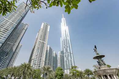 越南胡志明市地标塔81建筑风光