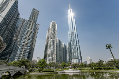 越南胡志明市地标塔81建筑风光