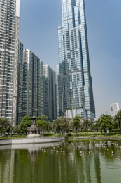 越南胡志明市地标塔81建筑风光