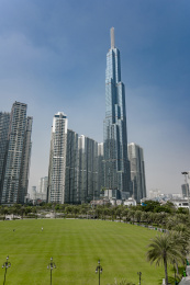 越南胡志明市地标塔81建筑风光