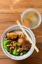 猪脚饭快餐及汤