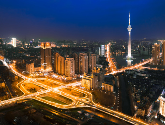 北京海淀区航天桥中央电视塔夜景