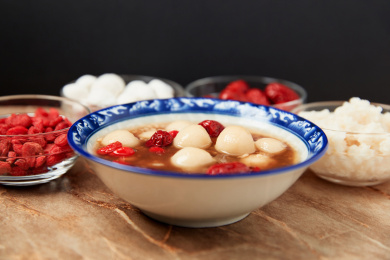 过年过节食品元宵汤圆甜品小丸子