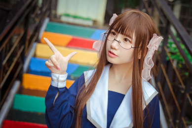 一位美丽的中国女孩
