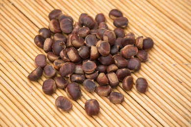 盘子里的板栗子