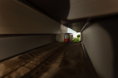 书本隧道火车沙漠与绿洲