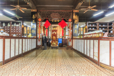 百年药店中医馆内景