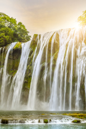 广西瀑布自然景观