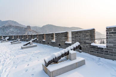 北京冬季大雪中居庸关长城风光