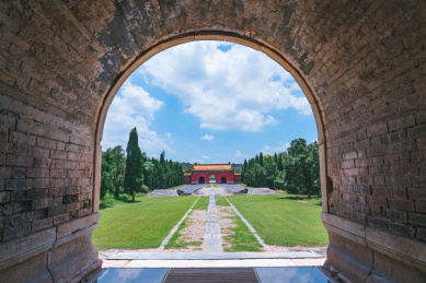 中国湖北省钟祥市明显陵的旧红门