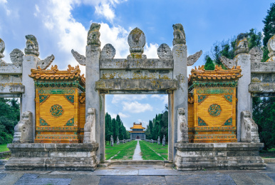 中国湖北省钟祥市明显陵的棂星门