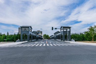 江苏省句容市华阳镇秦淮河上游南门桥建筑