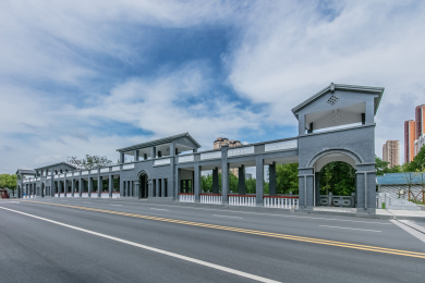 江苏省句容市华阳镇秦淮河上游南门桥建筑