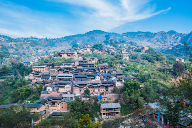 中国云南大理诺邓古村全景