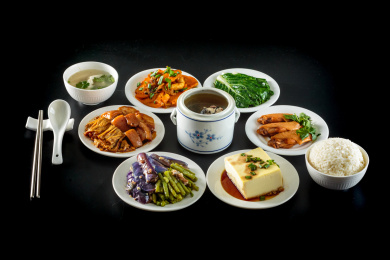 丰盛的中国菜宴席 围餐