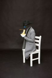 隐形人先生爱吃面