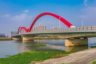 江苏省南京市秦淮河龙藏大道彩虹桥建筑