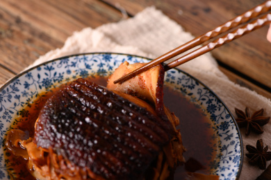 中国传统菜肴梅菜扣肉