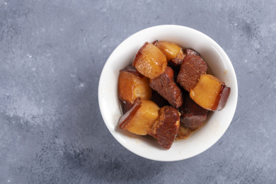 一碗红烧肉炖肉特写