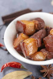 一碗红烧肉炖肉特写