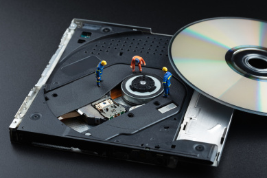 光驱CD盘机械工程师维修检查