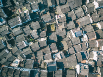 航拍江西婺源菊径村古镇自然建筑风光