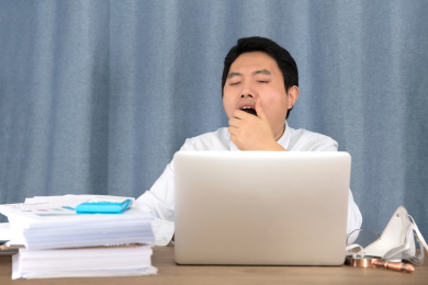 复工后不适应的上班族