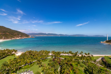 中国海南省三亚市度假村海景