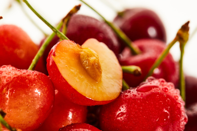 黄色樱桃的切面细节