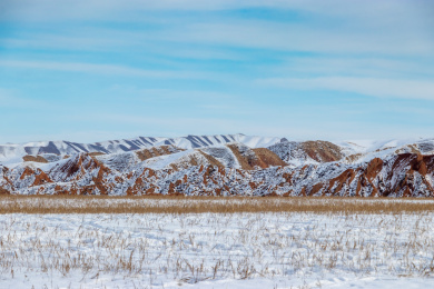 中国新疆伊犁州奎屯市安集海大峡谷的雪景