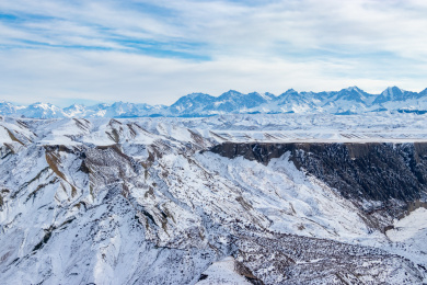 中国新疆伊犁州奎屯市安集海大峡谷的雪景