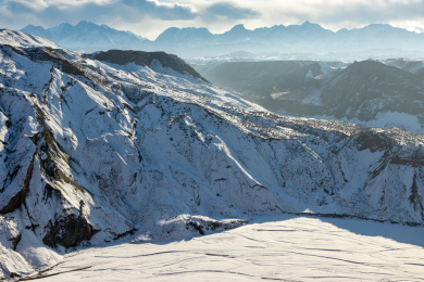 中国新疆伊犁州奎屯市安集海大峡谷的雪景