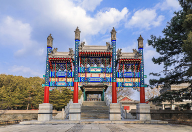 中国北京颐和园的云岩牌楼